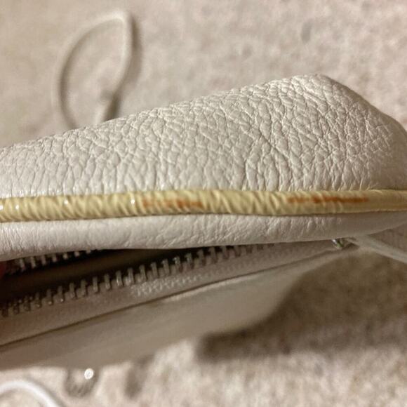 Brighton small cream and yellow trim crossbody - Picture 8 of 12